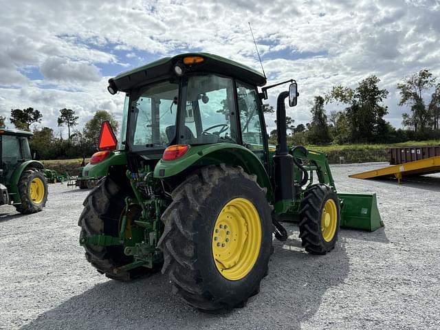 Image of John Deere 5100E equipment image 4