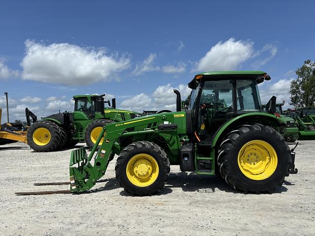 Image of John Deere 5100E equipment image 1