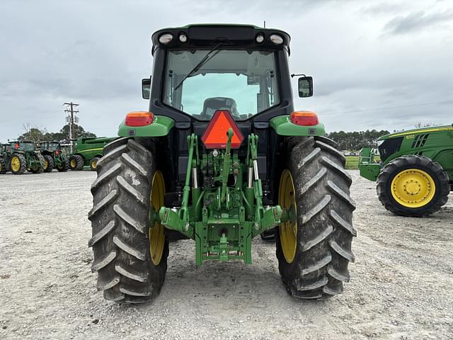 Image of John Deere 6110M equipment image 3