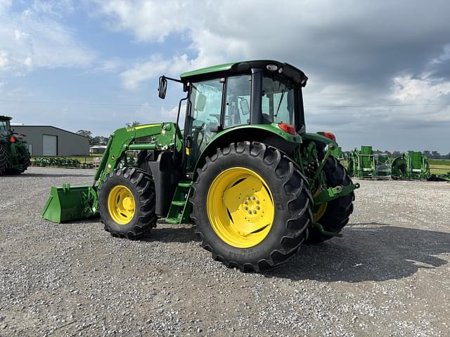 Image of John Deere 6120M equipment image 2