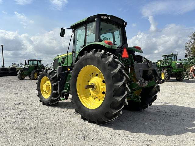 Image of John Deere 6195M equipment image 2