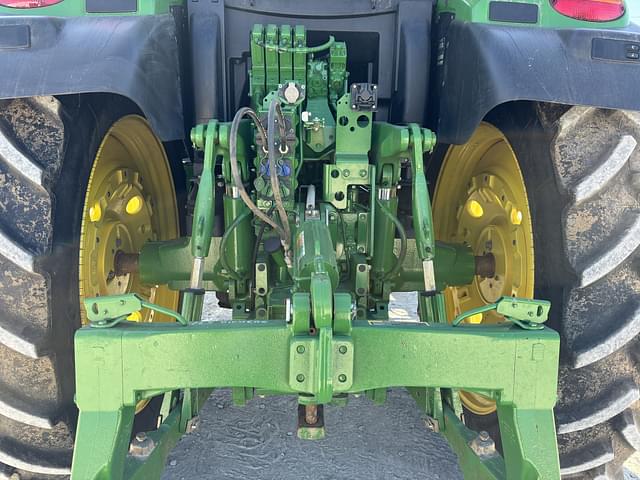 Image of John Deere 6R 155 equipment image 4