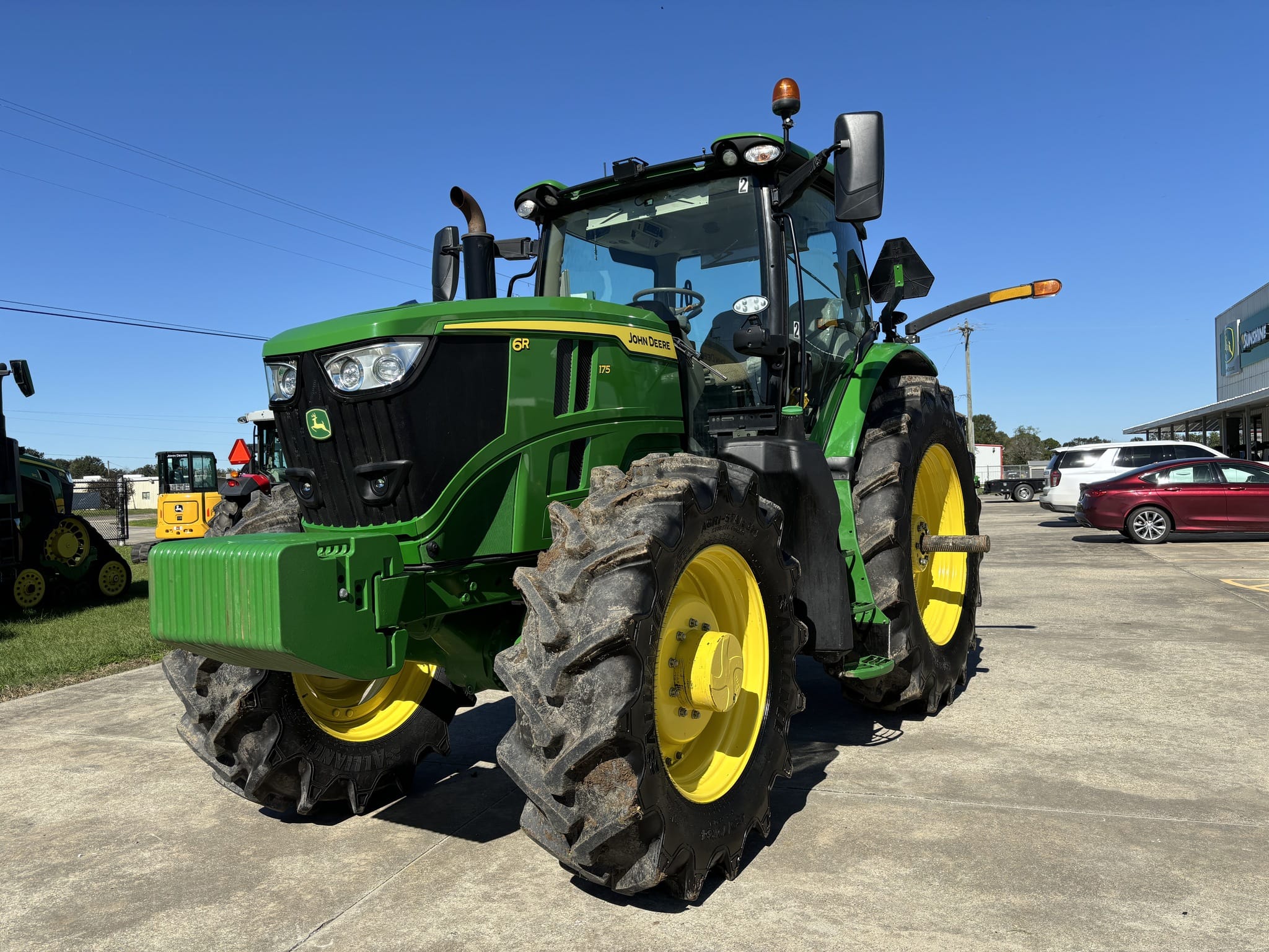 Main image John Deere 6R 175