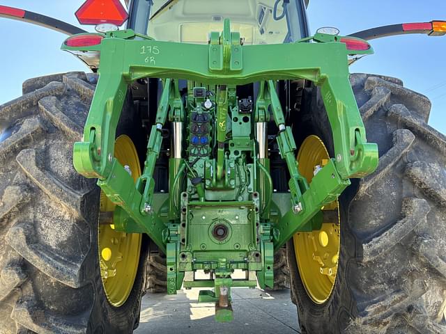 Image of John Deere 6R 175 equipment image 4