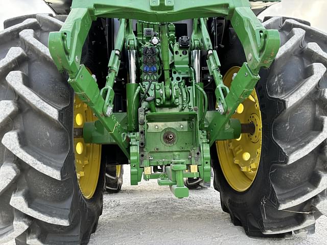 Image of John Deere 6R 175 equipment image 4