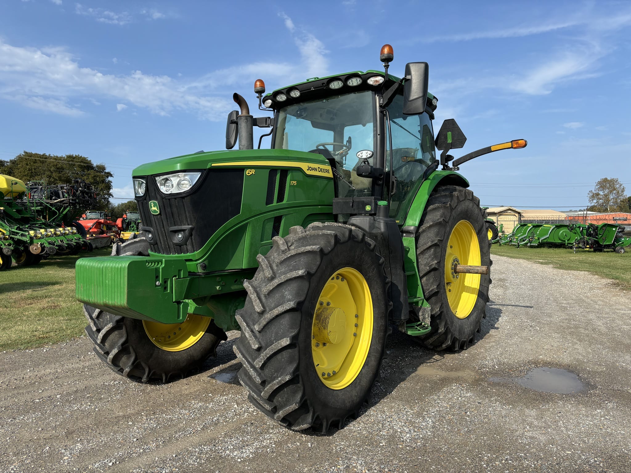 Main image John Deere 6R 175