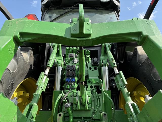 Image of John Deere 6R 175 equipment image 4