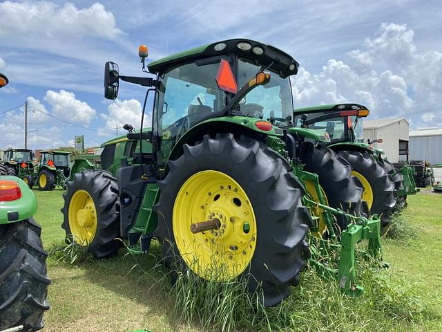 Image of John Deere 6R 215 equipment image 1