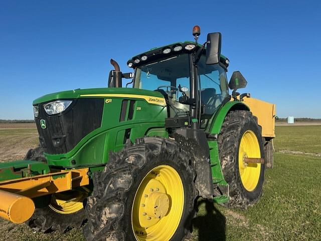 Image of John Deere 6R 215 Primary image