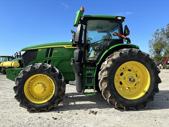 Image of John Deere 6R 230 equipment image 1