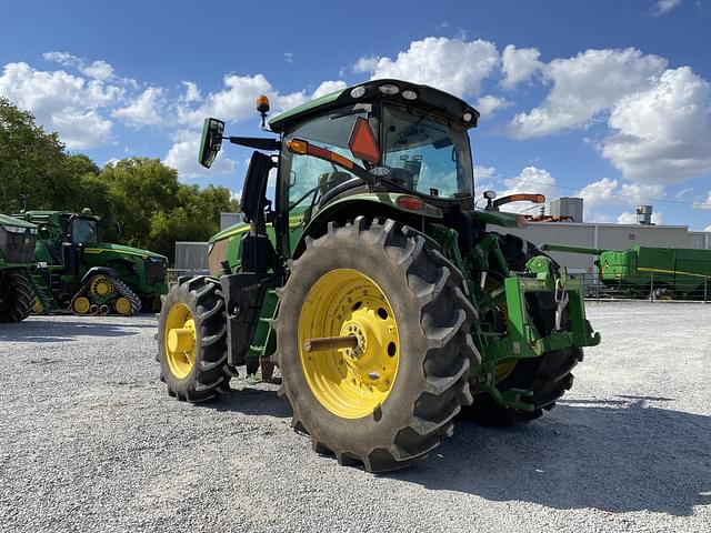 Image of John Deere 6R 230 equipment image 2