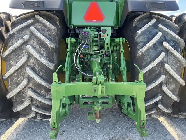 Image of John Deere 8R 280 equipment image 4