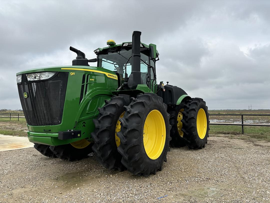 Image of John Deere 9R 440 Primary image