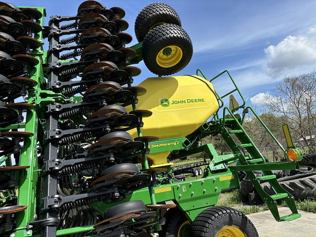 Image of John Deere N540C equipment image 2