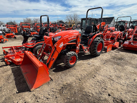 2023 Kubota LX2610SUHSD Equipment Image0