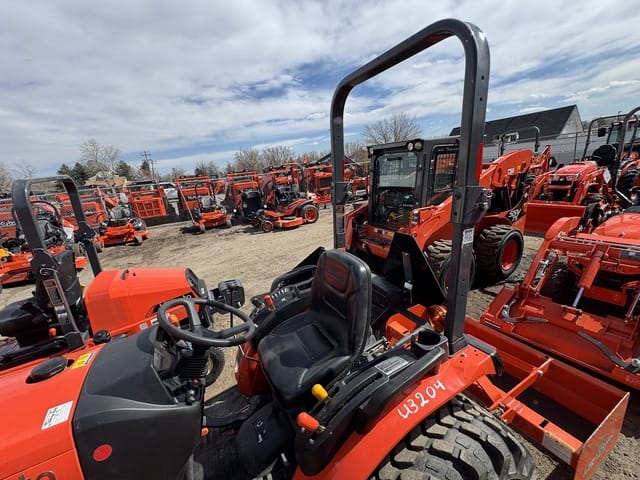 2023 Kubota LX2610SUHSD Image