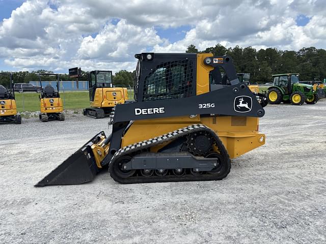 Image of John Deere 325G equipment image 1