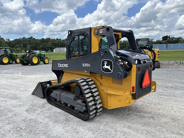 Image of John Deere 325G equipment image 2