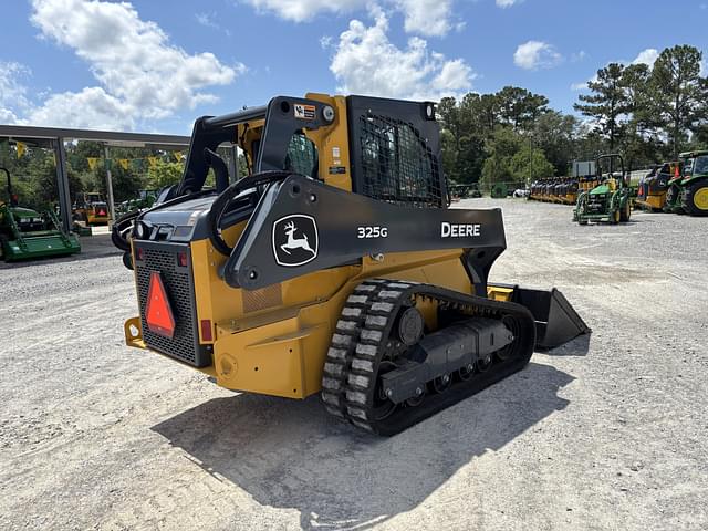 Image of John Deere 325G equipment image 4