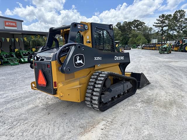 Image of John Deere 325G equipment image 4