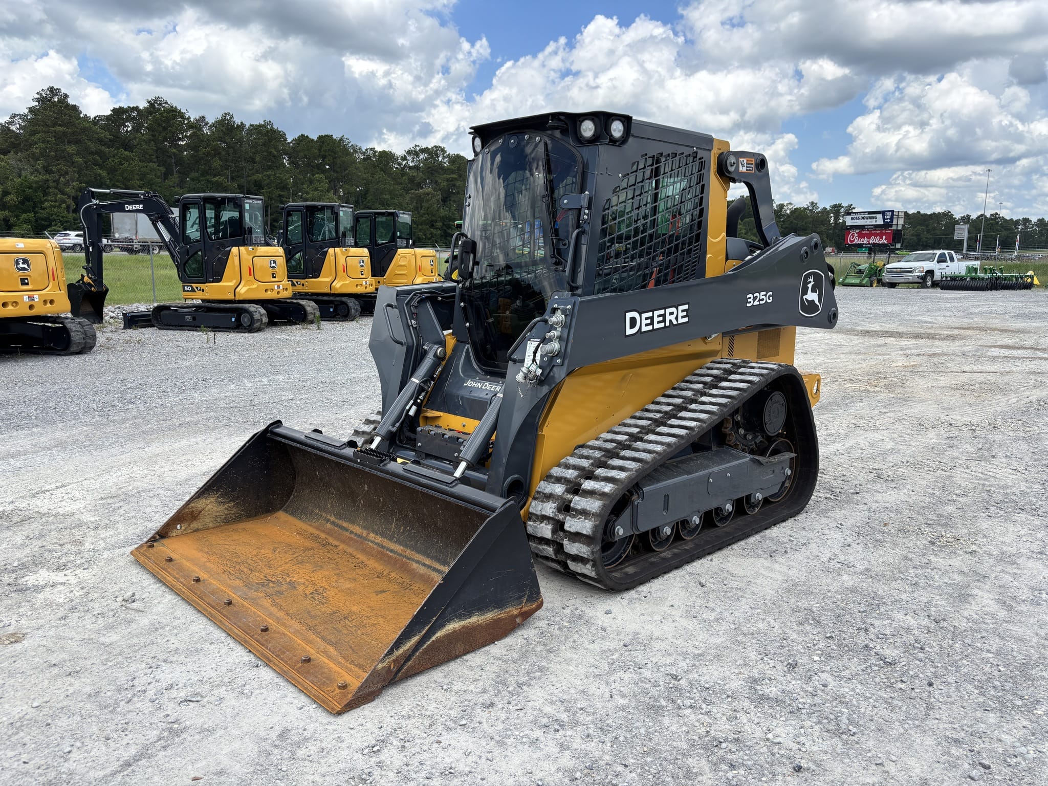 2024 John Deere 325G Equipment Image0