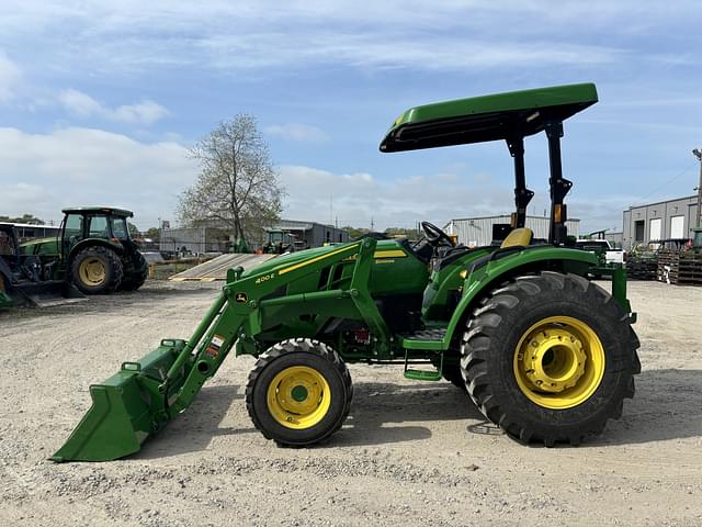 Image of John Deere 4052M equipment image 1
