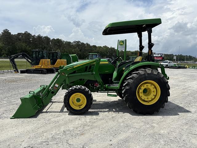Image of John Deere 4052M equipment image 1