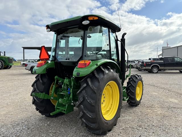 Image of John Deere 5075E equipment image 4