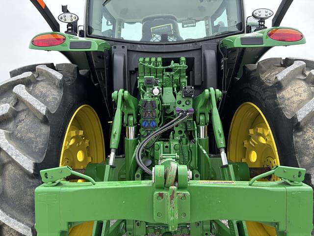 Image of John Deere 6R 175 equipment image 4