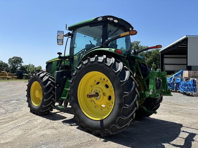 Image of John Deere 6R 215 equipment image 2