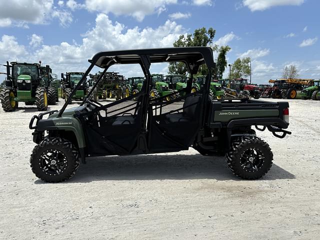 Image of John Deere XUV 825M S4 equipment image 1