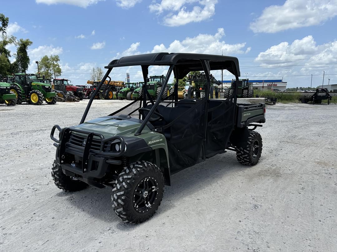 Image of John Deere XUV 825M S4 Primary image