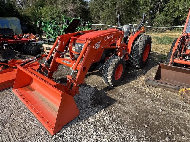 2024 Kubota MX5400HST Equipment Image0