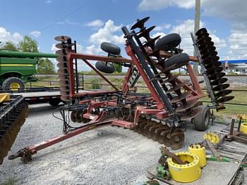 Case IH 370 Equipment Image0