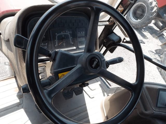 Image of Case IH MXM130 equipment image 3