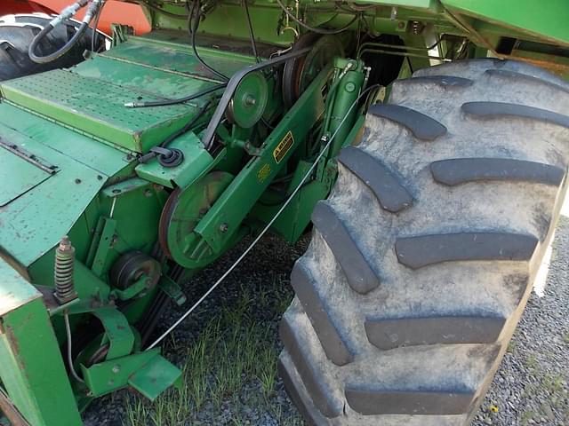 Image of John Deere 6620 Sidehill equipment image 1