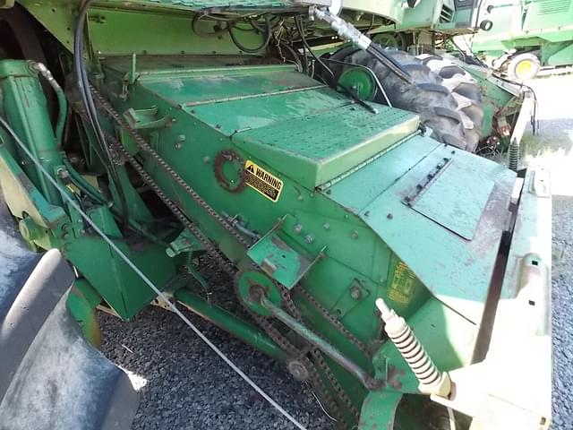 Image of John Deere 6620 Sidehill equipment image 4