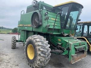 John Deere 6620 Sidehill Image