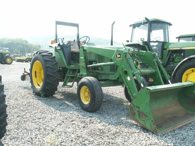 Main image John Deere 6200