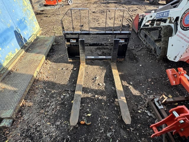 Land Pride PFL5648 Equipment Image0