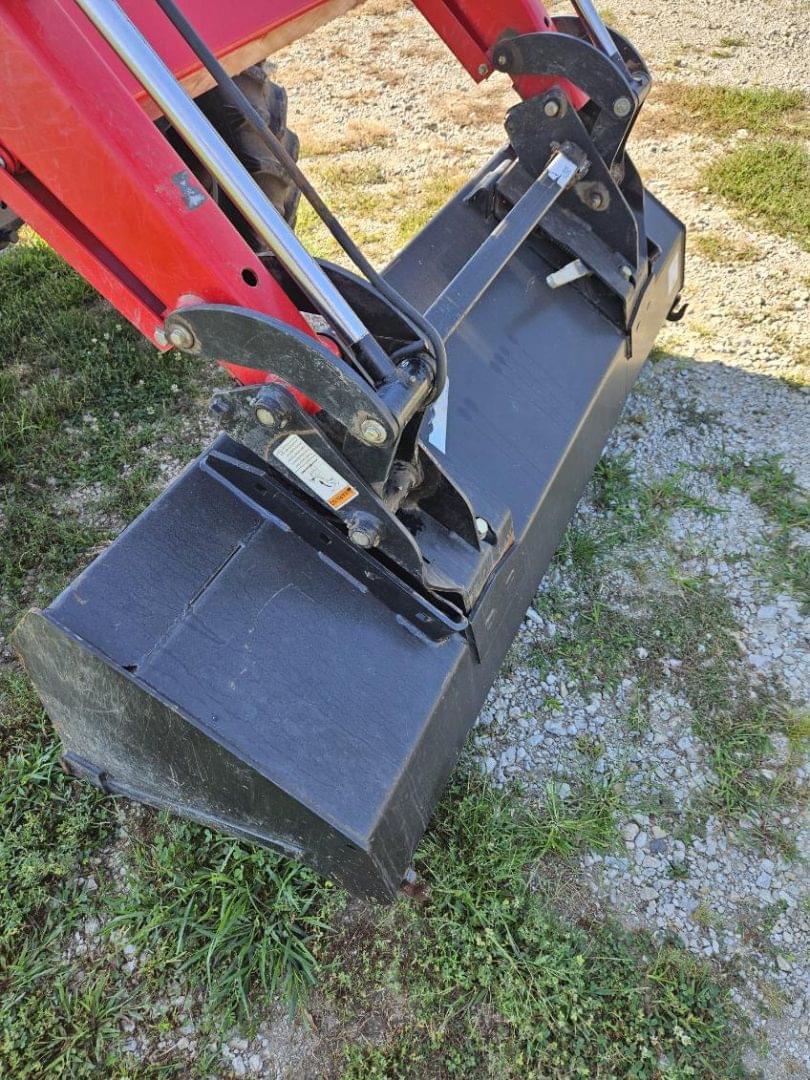 Image of Massey Ferguson 4608 Image 1