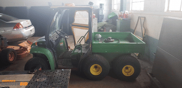 Main image John Deere Gator