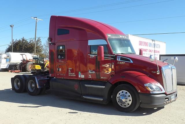 Image of Kenworth T680 equipment image 1