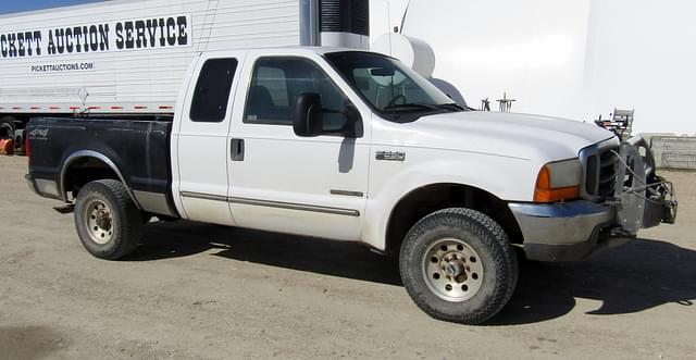 Image of Ford F-250 equipment image 1