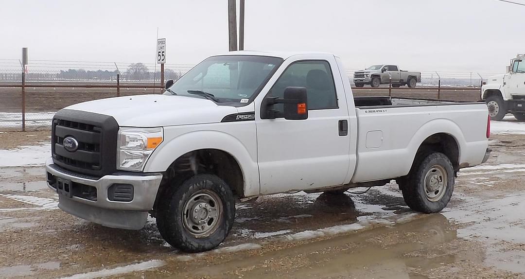 Image of Ford F-250 Primary image