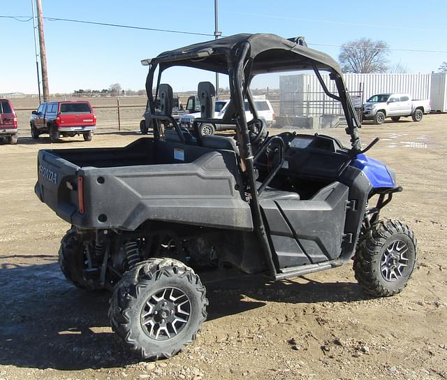 Image of Honda Pioneer 700 equipment image 2