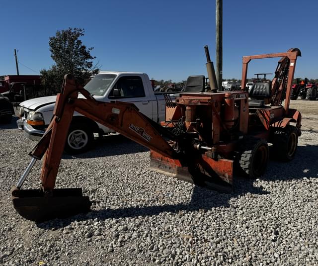Image of Ditch Witch V30 equipment image 2