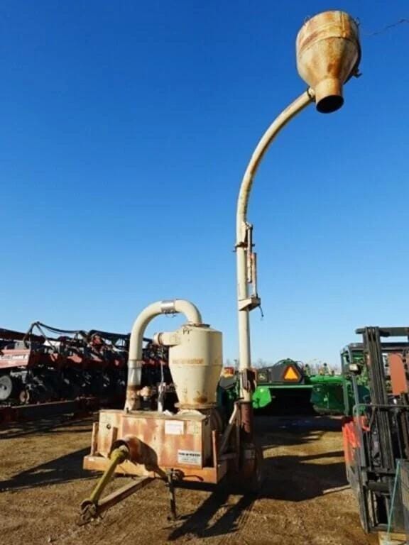 Vac-U-Vator DK1051 Equipment Image0