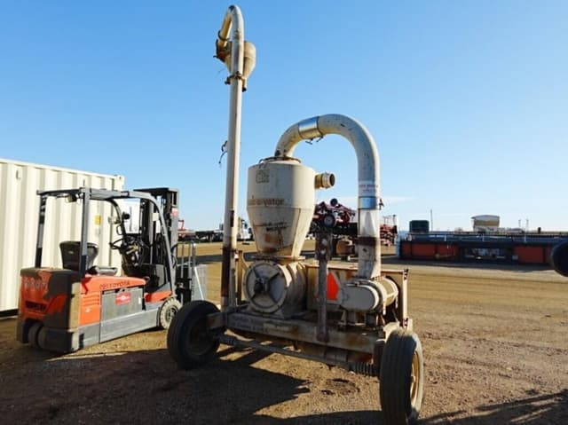 Image of Vac-U-Vator DK1051 equipment image 2