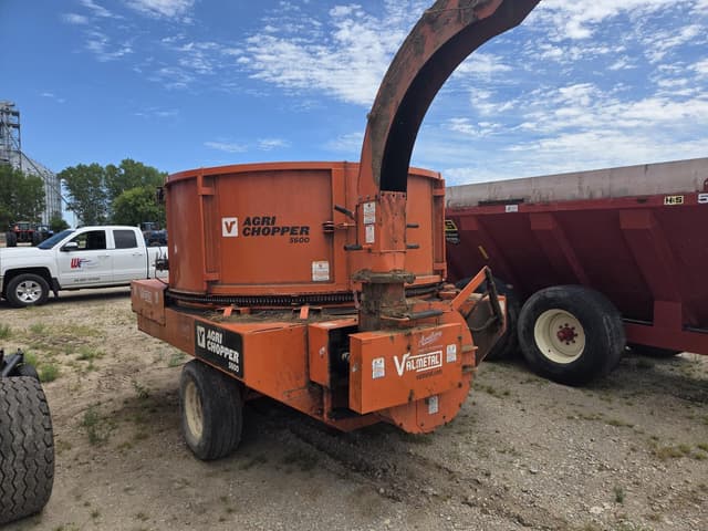 Image of ValMetal AgriChopper 5600 equipment image 2
